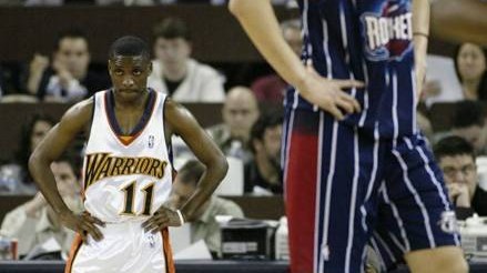 巨人背后的巨人：姚明与NBA球星合影珍贵画面全记录